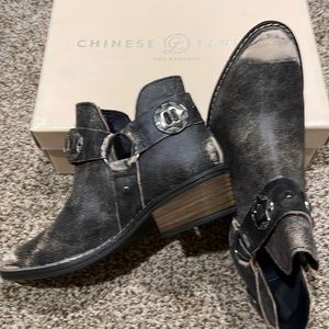 Chinese Laundry Women’s Austin Bootie, Size 7.5